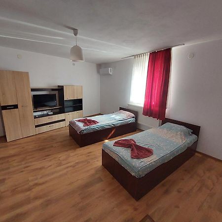 Varipatti House Slatina  Exterior foto
